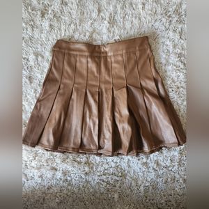 Tillys Skirt